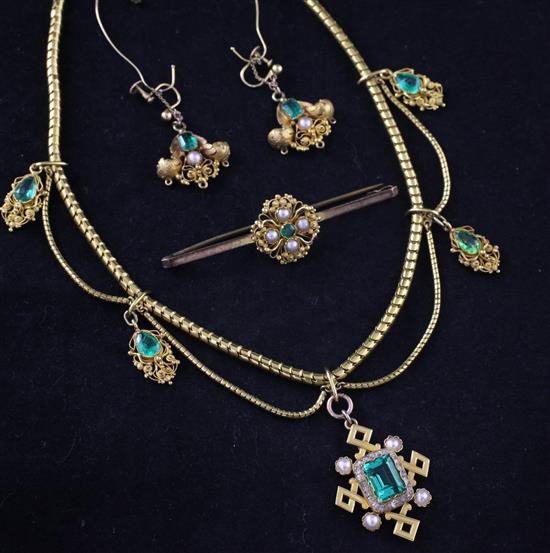 A suite of late 19th/early 20th century gold, emerald and seed pearl set jewellery, necklace 16in excl. pendant.